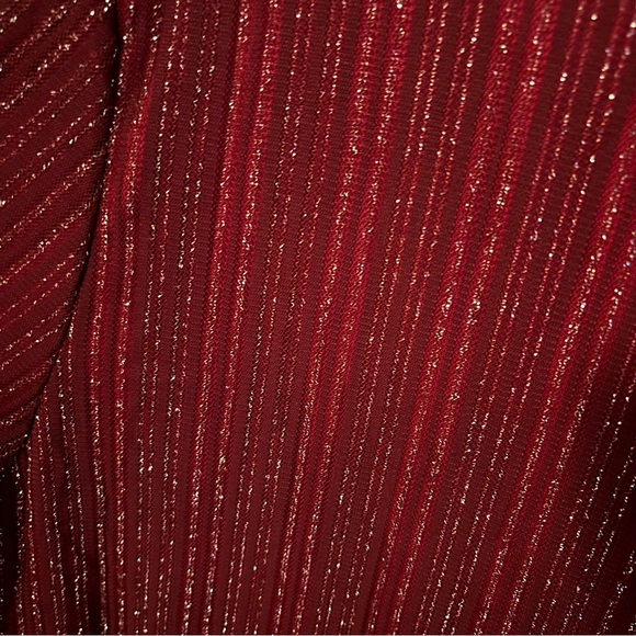 ❤️🪩 PLUS Sequin Dress 🪩❤️ - Picture 8 of 8